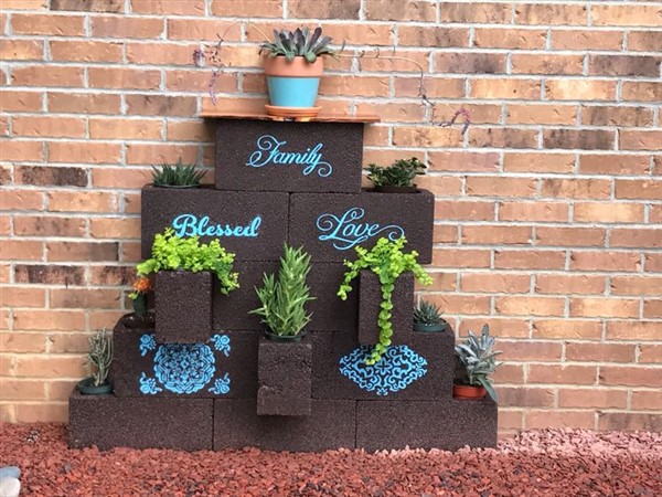 Cinder Block Planters Unique Diy Ideas - Balcony Decoration Eco-friendly Garden Ideas