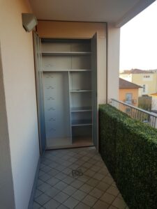 Balcony Cabinet: Outdoor Storage Ideas For Complexity Solving